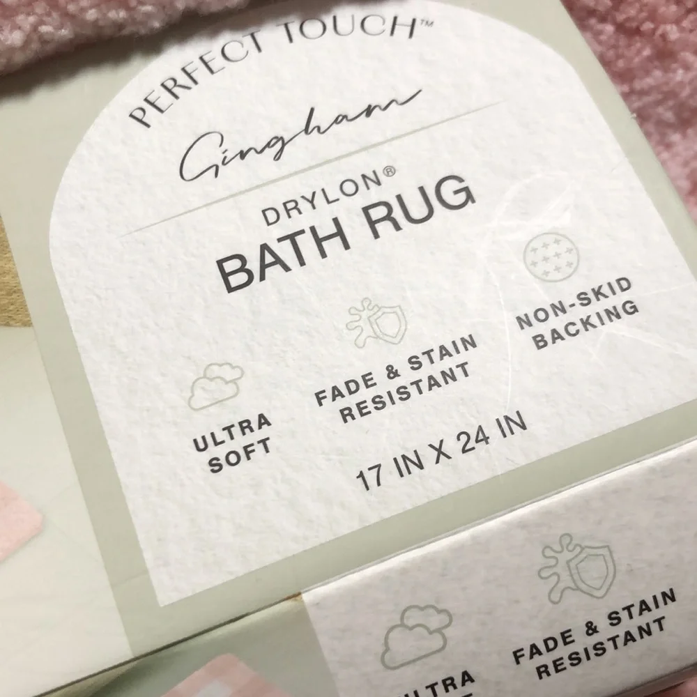 Pink & White Checkered Plush Bath Rug Mat